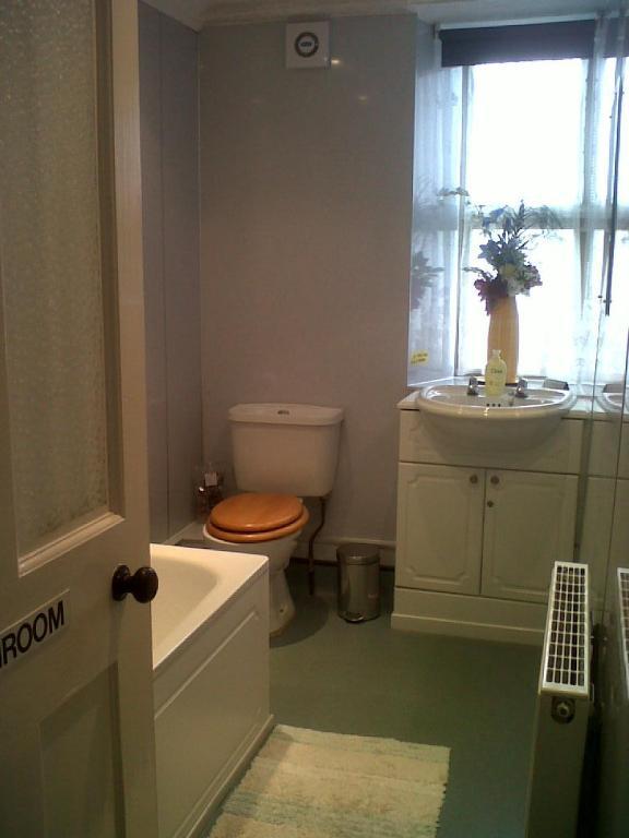 Roxburghe Guest House 킨로스 외부 사진
